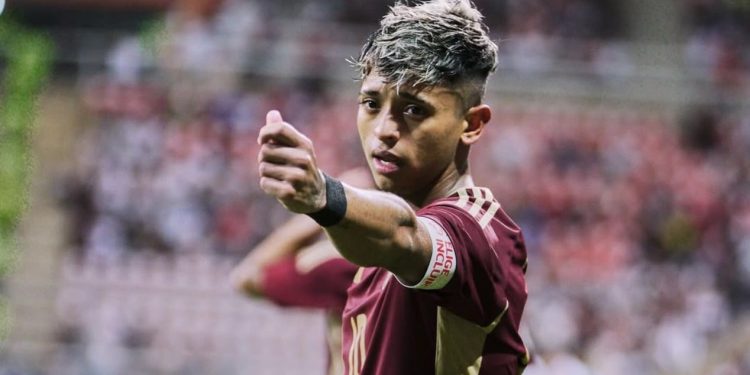 Kervin Andrade: salario y costes de transferencia