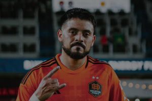 Júnior Moreno: salario y costos de transferencia